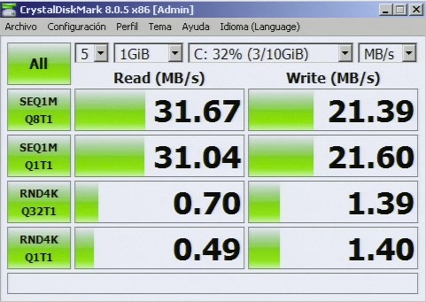 IDE_Maxtor_udma133_CrystalDiskMark sobre IDE_to_SD